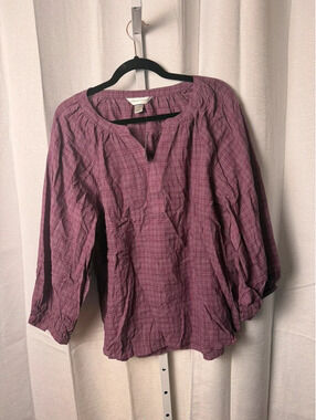 Christopher banks xl shirt